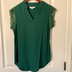 Emerald Green, Short Sleeve Women’s Top with Lace detail on sleeves